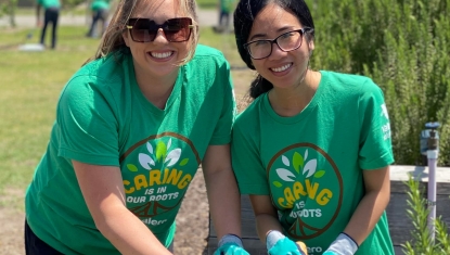 Valero Volunteers at the Garden
